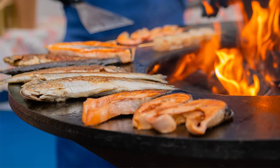 Poisson grillé au brasero 